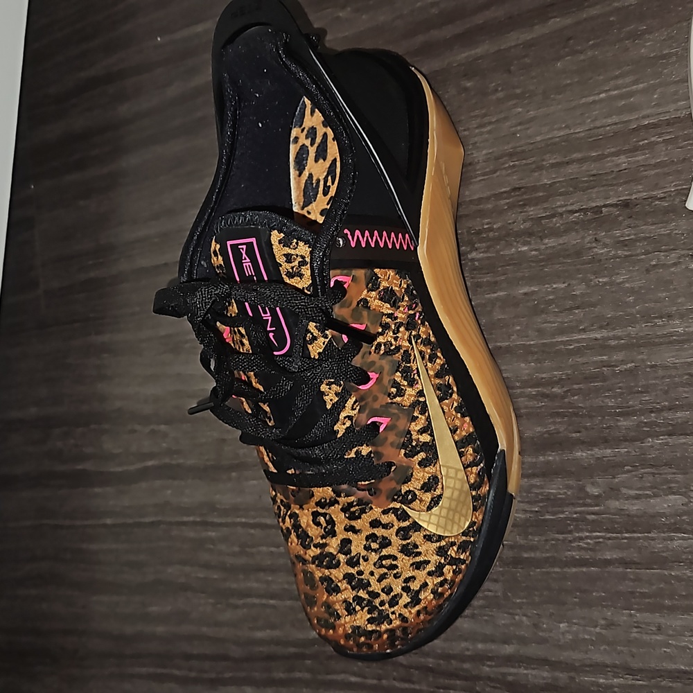 Nike Metcon. Cheetah. Size 5.5